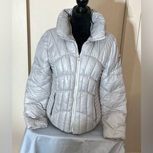 Beautiful GUESS puffer jacket❄️❄️❄️